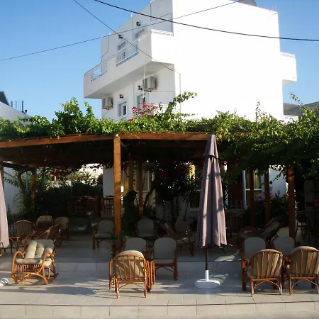 Alexandra Guest house 2*